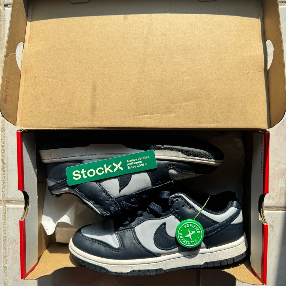Nike Dunk Low ‘Georgetown’ Sneakers - Picture 5 of 6